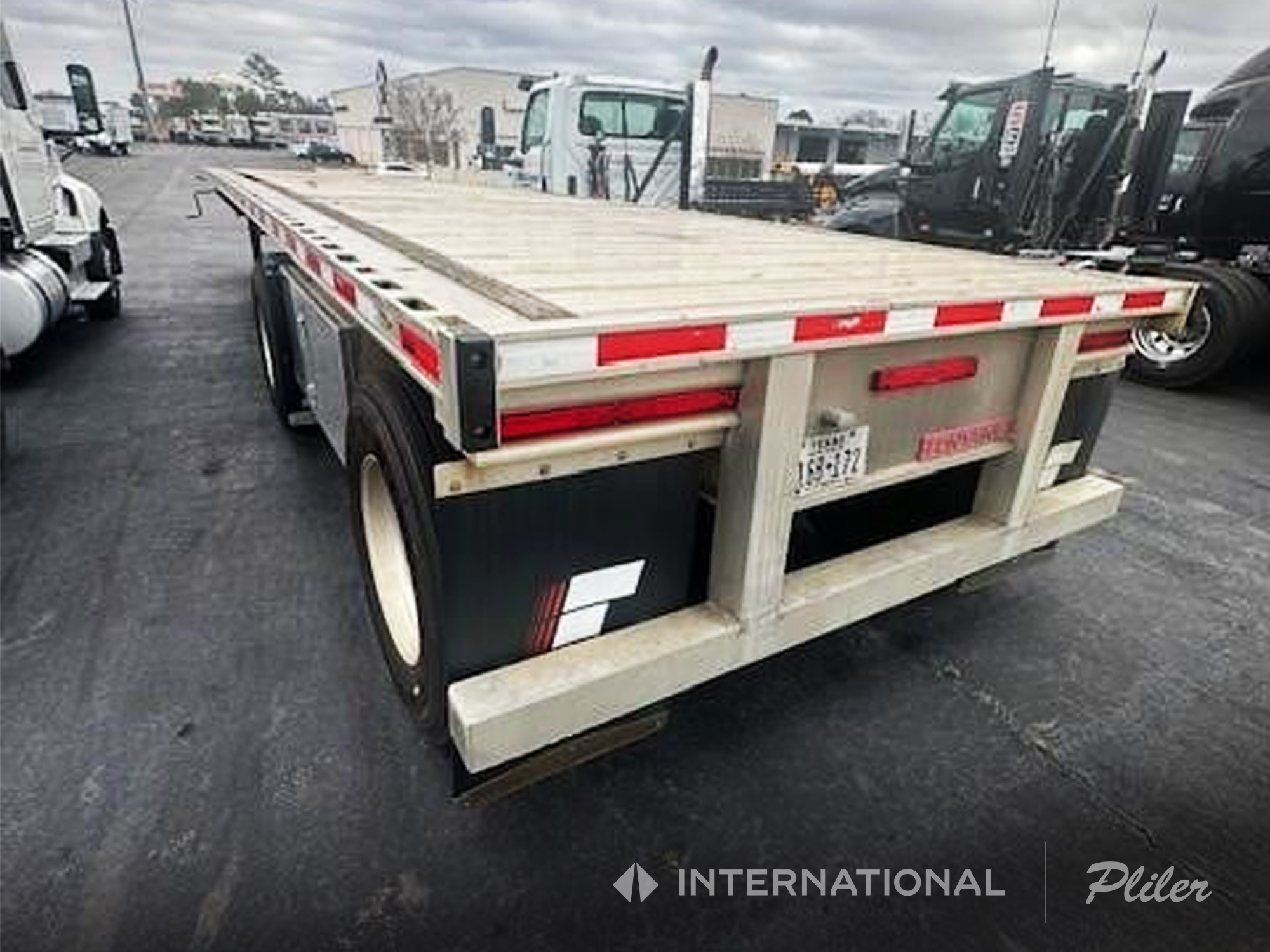 2018 FONTAINE FLATBED TRAILER | J1524355 - image 1 of 6